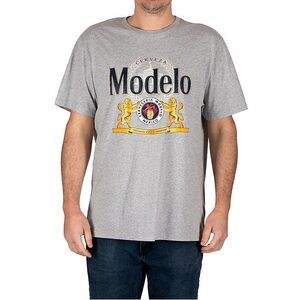 Modelo Mens Beverage Graphic Tee